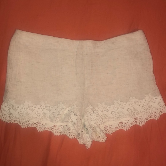 Zara Pants - Zara tan and lace shorts size medium